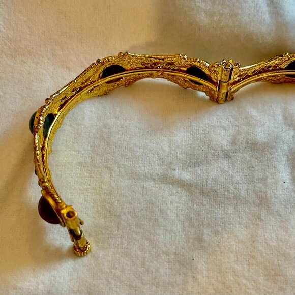 Indian gold-toned hinged bangle with crystals and green/red stones, screw close - Picture 12 of 13